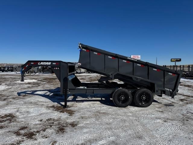 x Lamar Trailers Dump