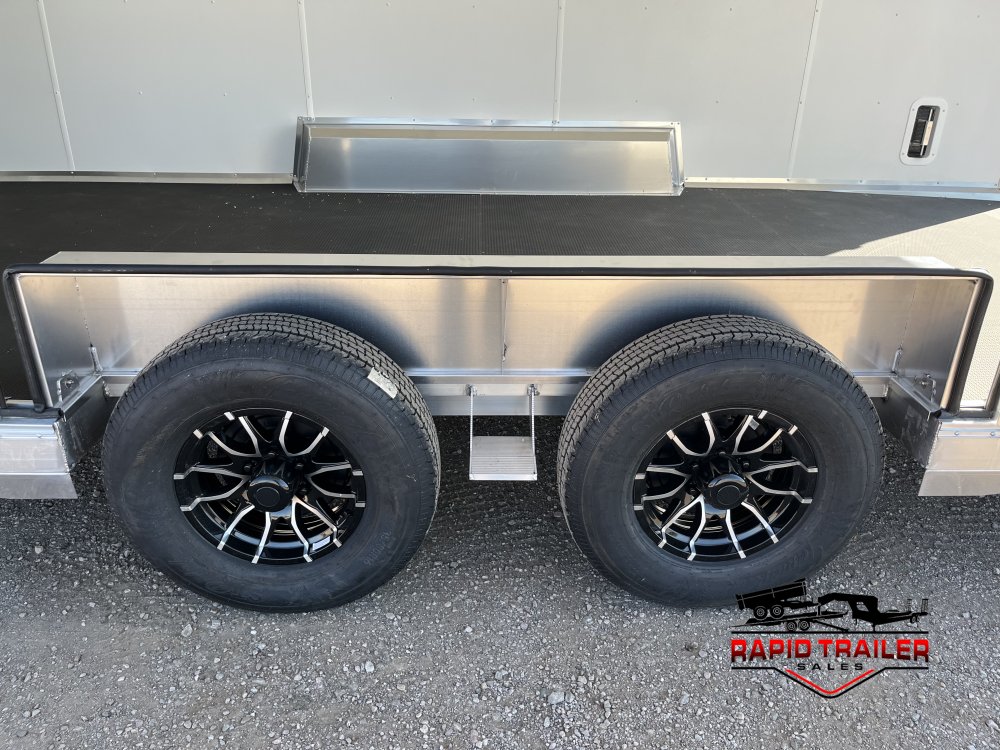8.5'x24' NEO Trailers Enclosed Cargo