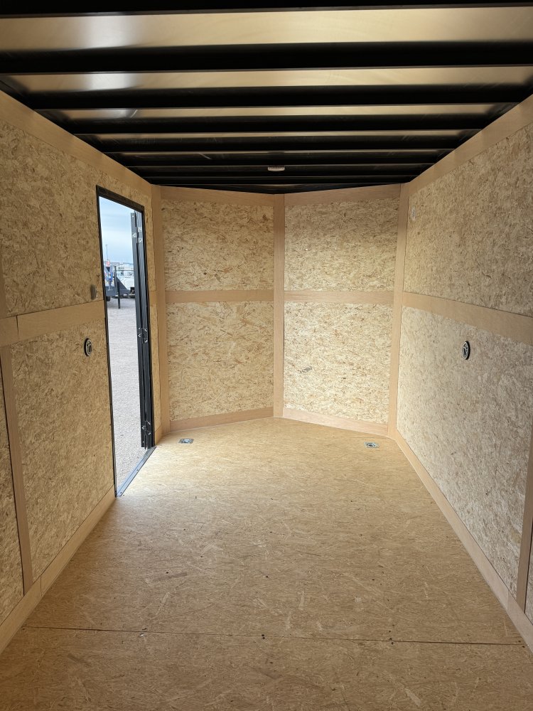 7'x16' Cross Enclosed Cargo