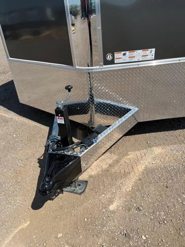 x R & M Mfg. Inc Enclosed Cargo