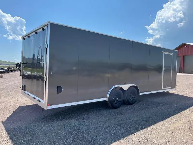 x R & M Mfg. Inc Enclosed Cargo