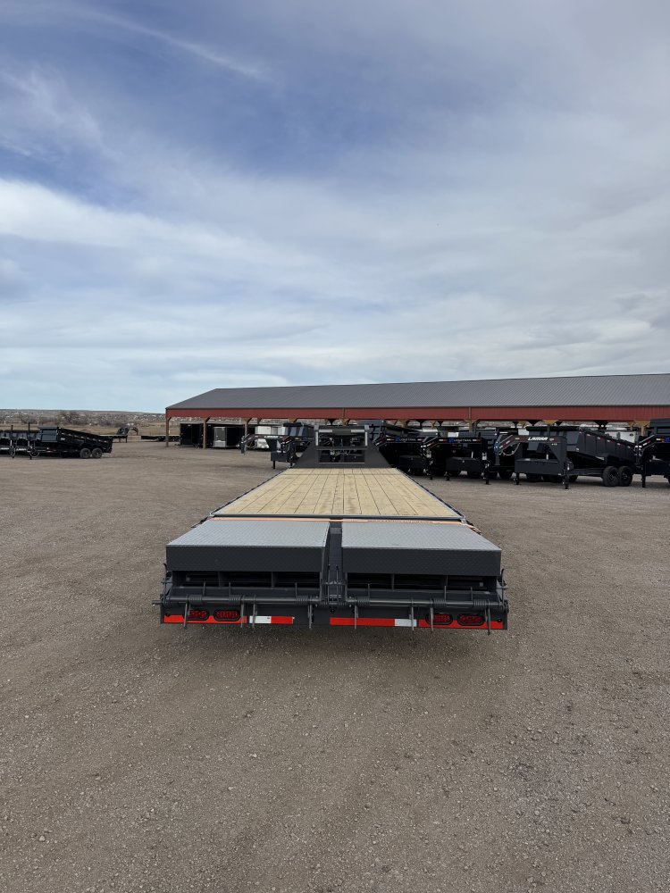 102"x32' Lamar Equipment