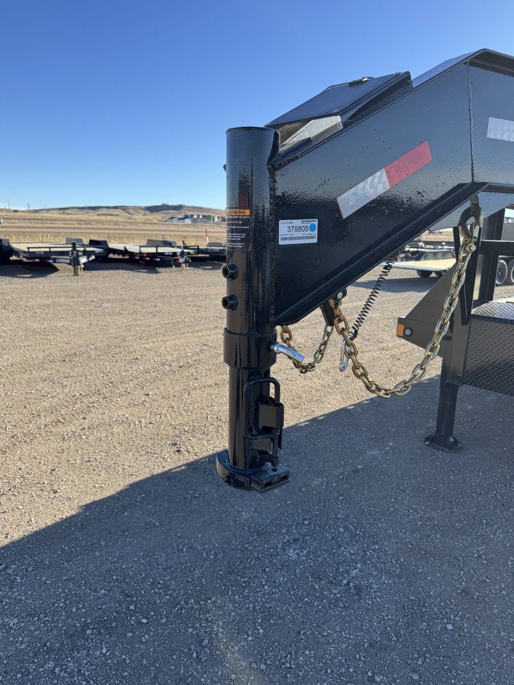 102"x32' Load Trail Equipment