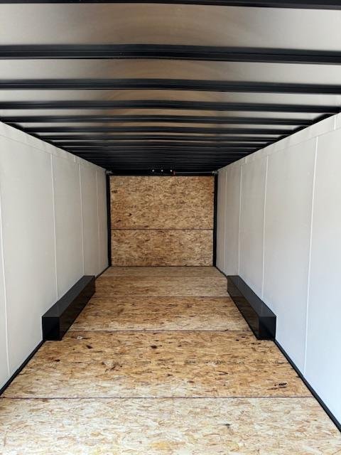 x AERO Enclosed Cargo