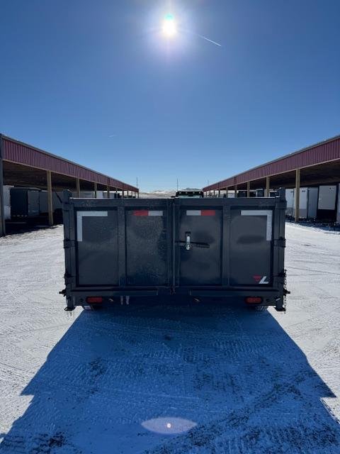 x Lamar Trailers Dump
