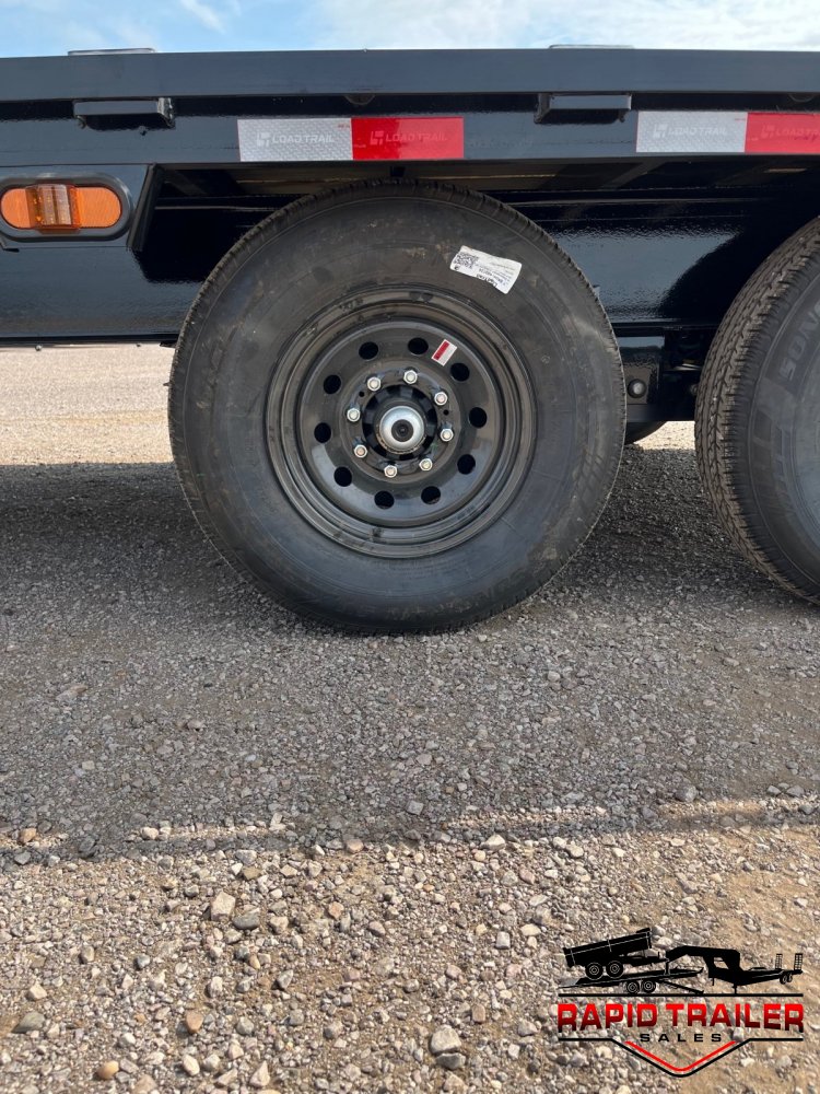 x Load Trail Equipment