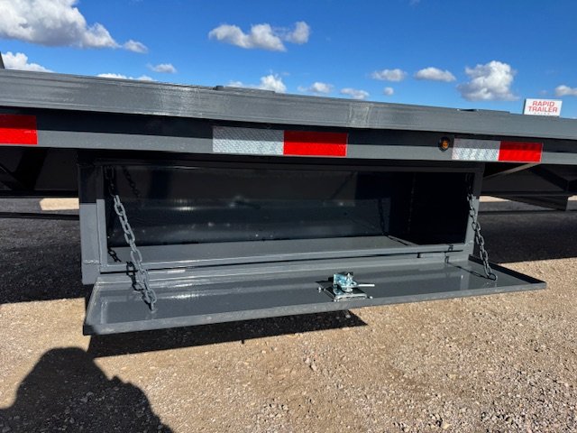 102"x36' Lamar Trailers Equipment