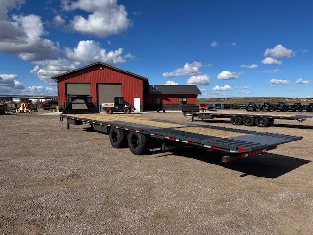 102"x36' Lamar Trailers Equipment