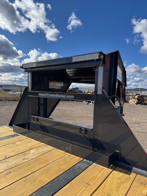 102"x36' Lamar Trailers Equipment