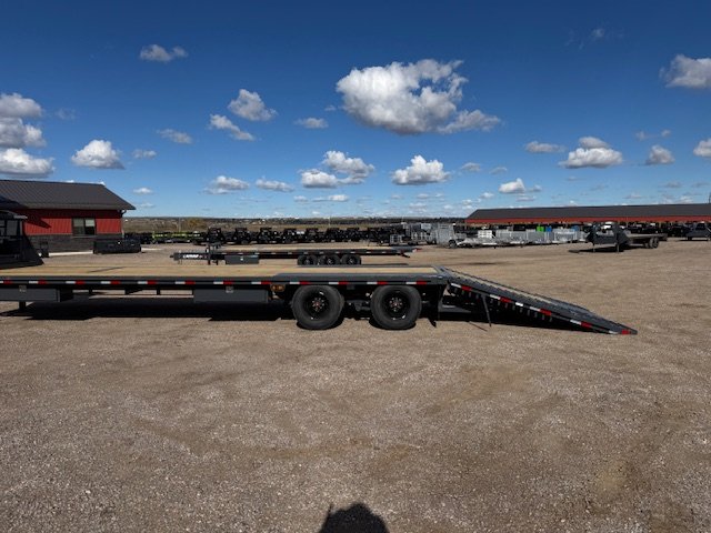 102"x36' Lamar Trailers Equipment