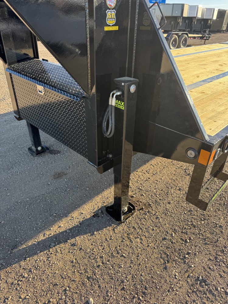 102"x36' Load Trail Equipment