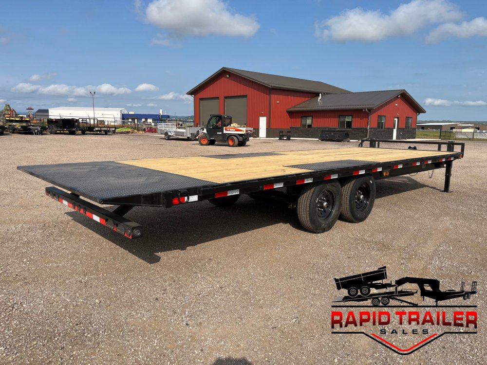 x Load Trail Equipment