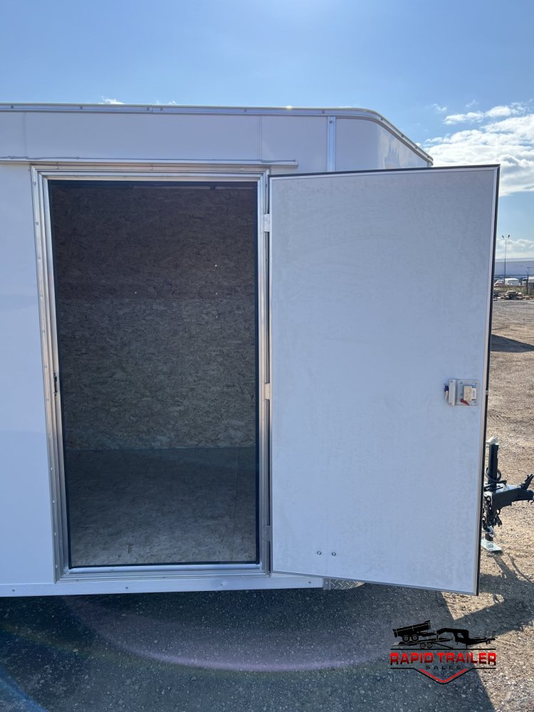 6'x12' R & M Mfg. Inc Enclosed Cargo