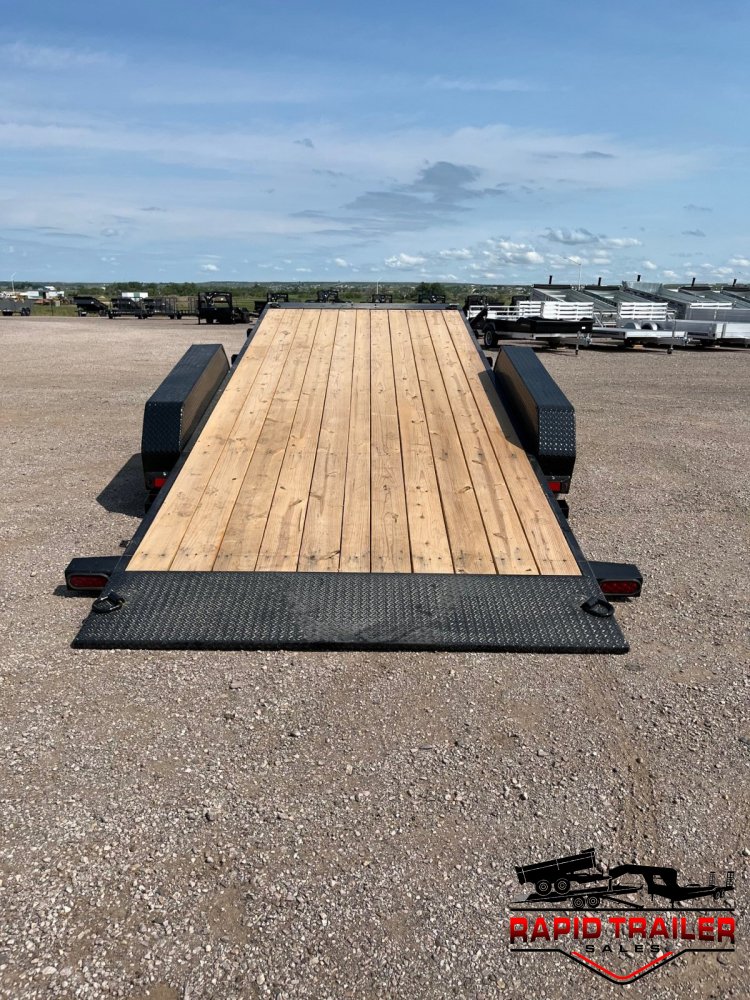 x Load Trail Equipment