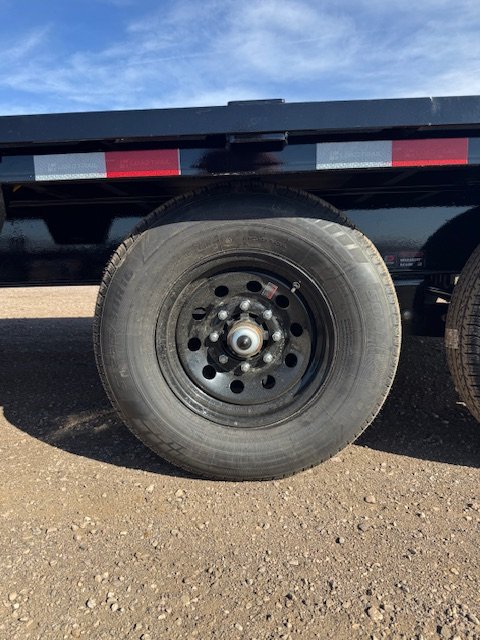 102"x28' Load Trail Equipment