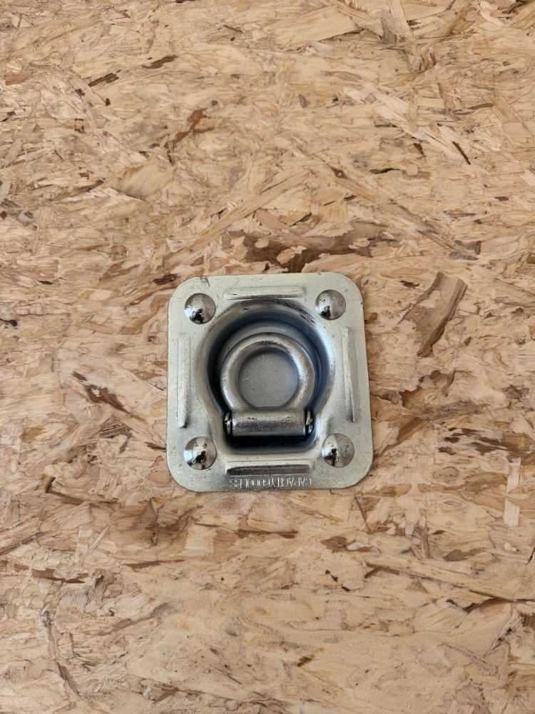 8.5'x24' Cross Enclosed Cargo