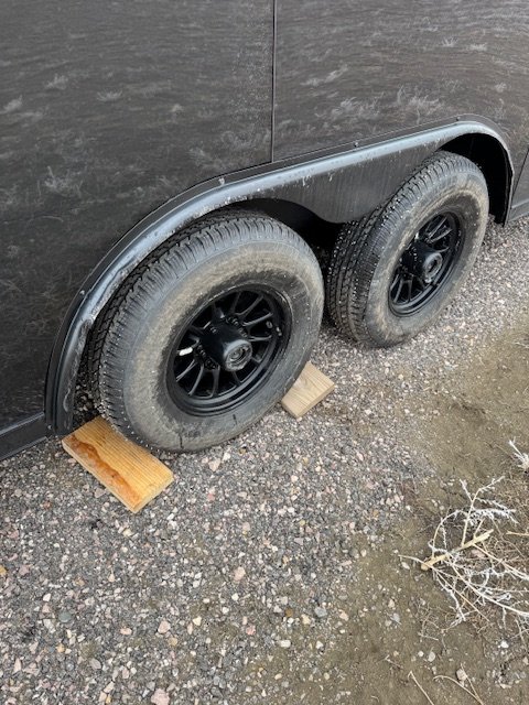 8.5'x24' Cross Enclosed Cargo