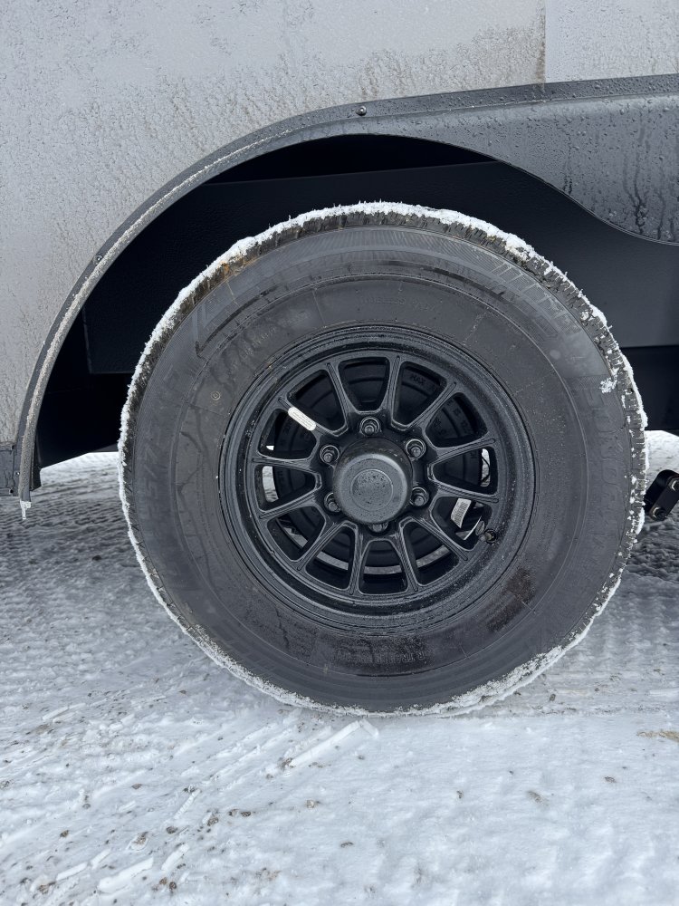 8.5'x20' Cross Enclosed Cargo