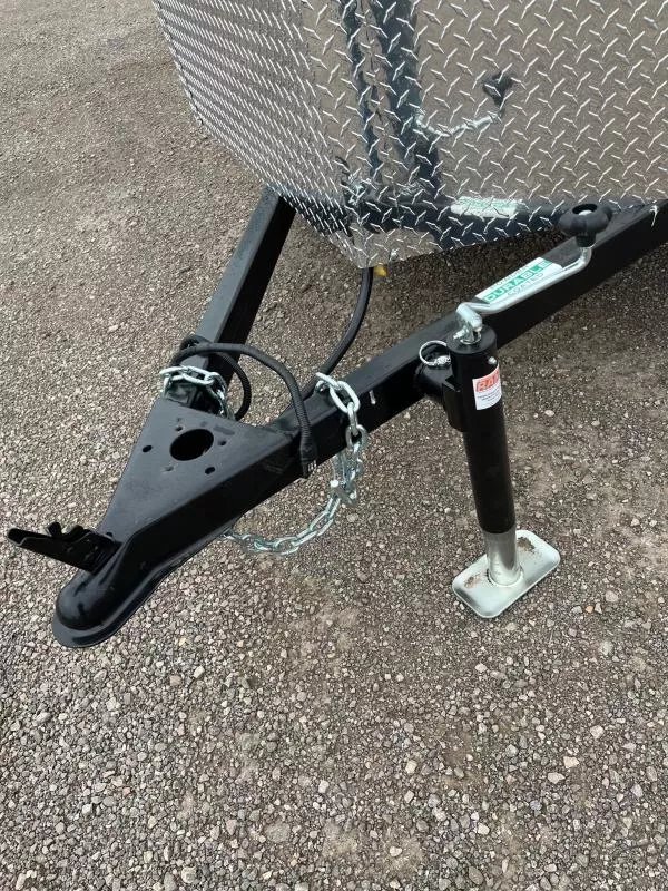 x AERO Enclosed Cargo