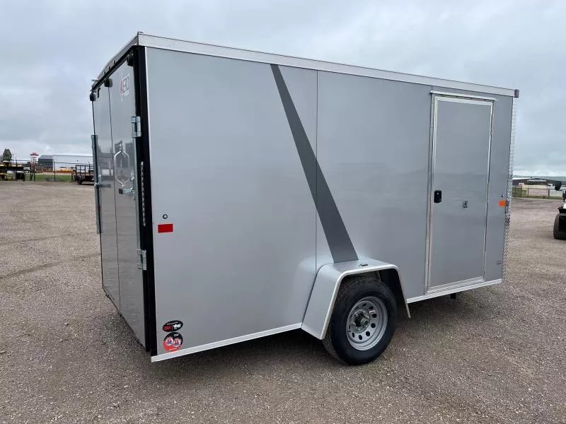 x AERO Enclosed Cargo