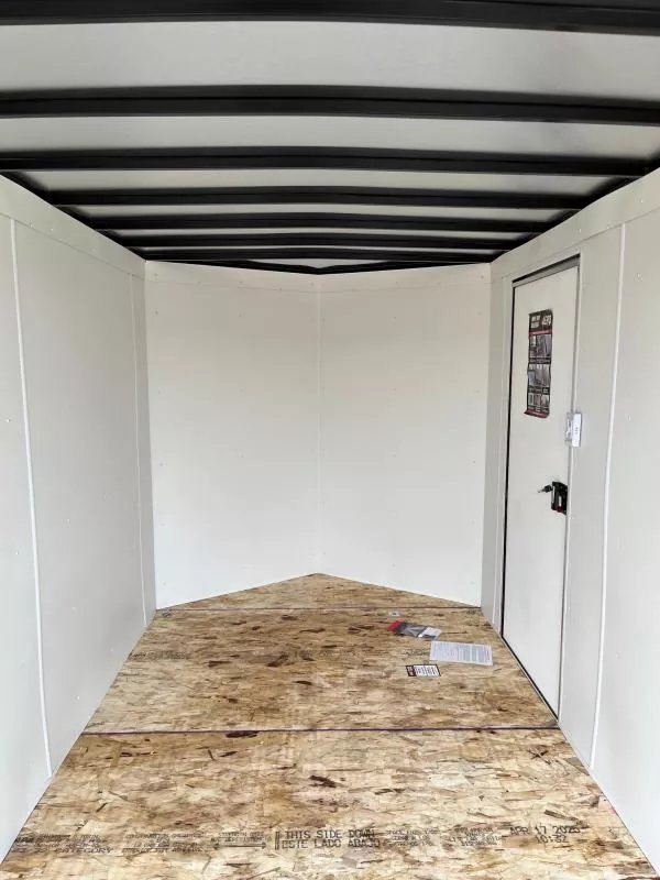 x AERO Enclosed Cargo
