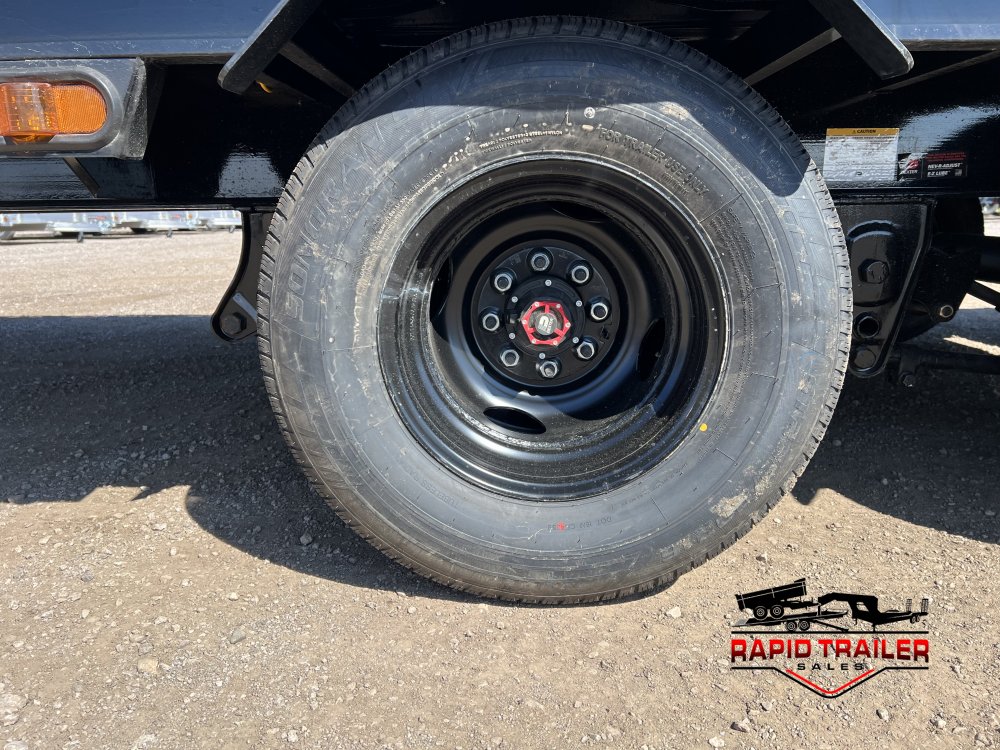 102"x30' Load Trail Equipment