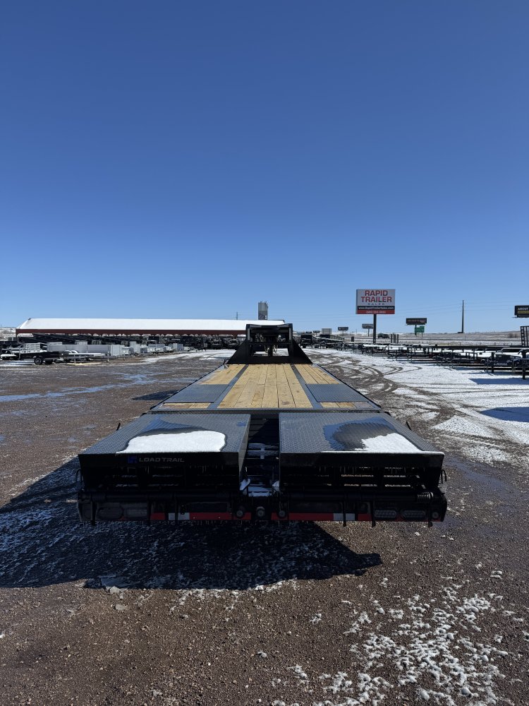 102"x32' Load Trail Equipment