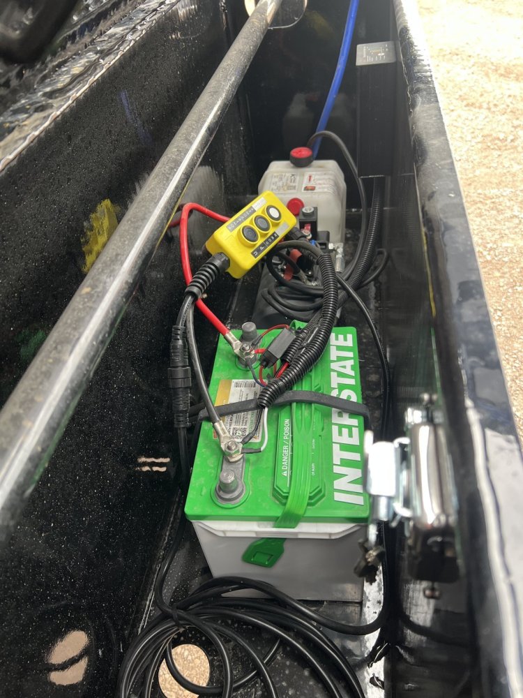 83"x16' Load Trail Dump