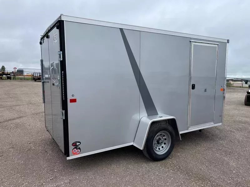 x AERO Enclosed Cargo