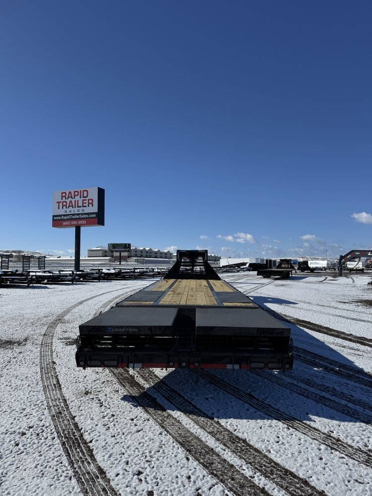 102"x32' Load Trail Equipment