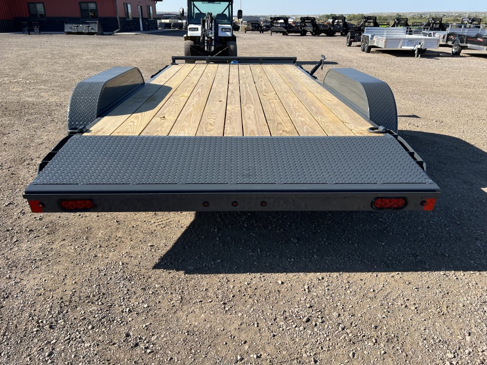 83"x16' Lamar Trailers Equipment