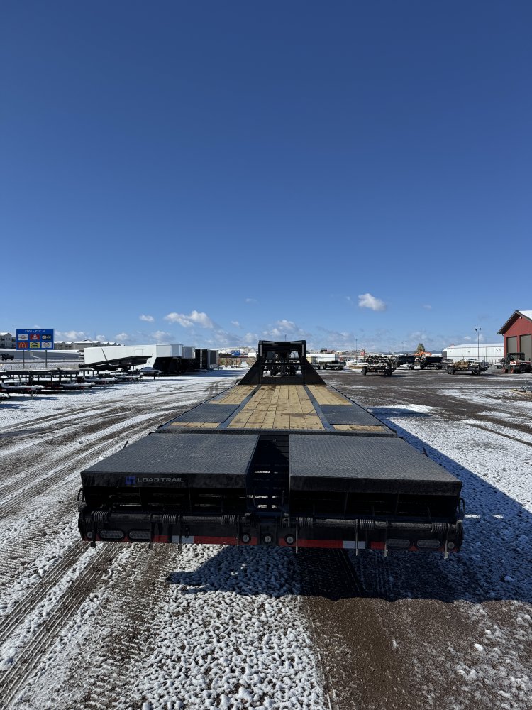 102"x32' Load Trail Equipment