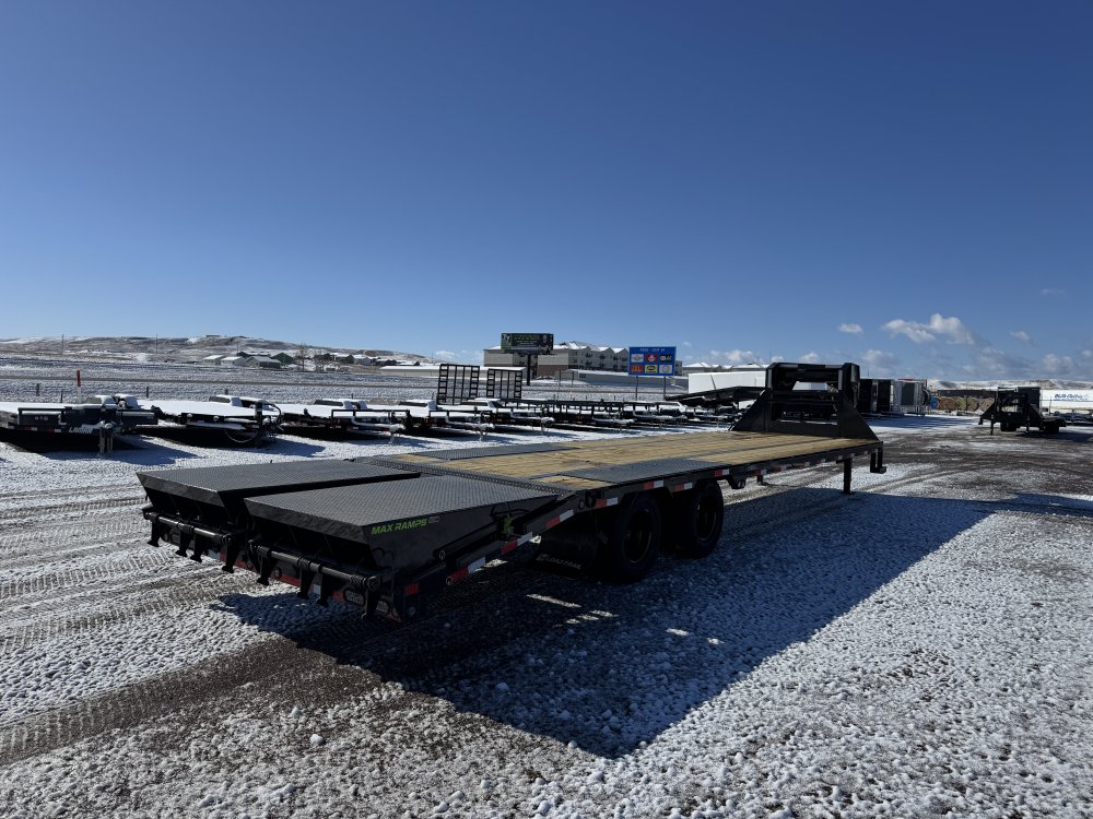 102"x32' Load Trail Equipment