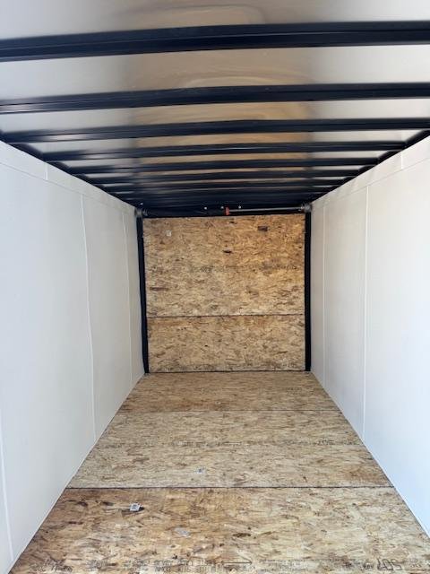 x AERO Enclosed Cargo