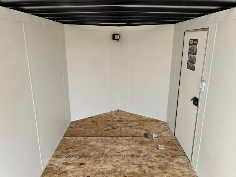 x AERO Enclosed Cargo