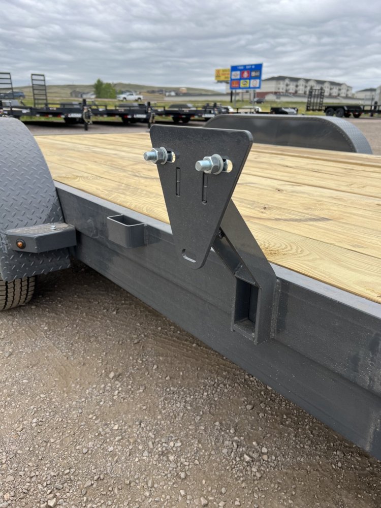 83"x20' Lamar Equipment