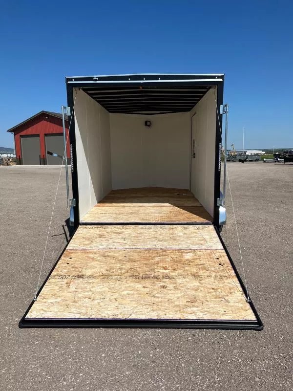 x AERO Enclosed Cargo