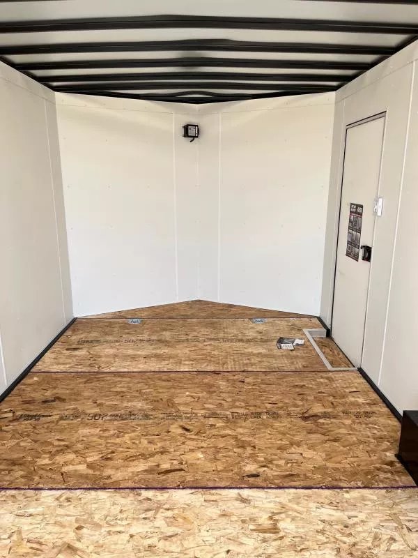 x AERO Enclosed Cargo