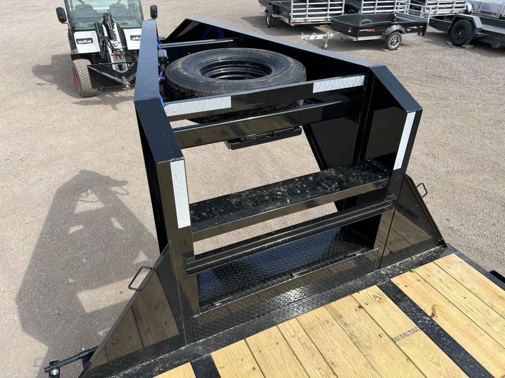 102"x32' Load Trail Equipment