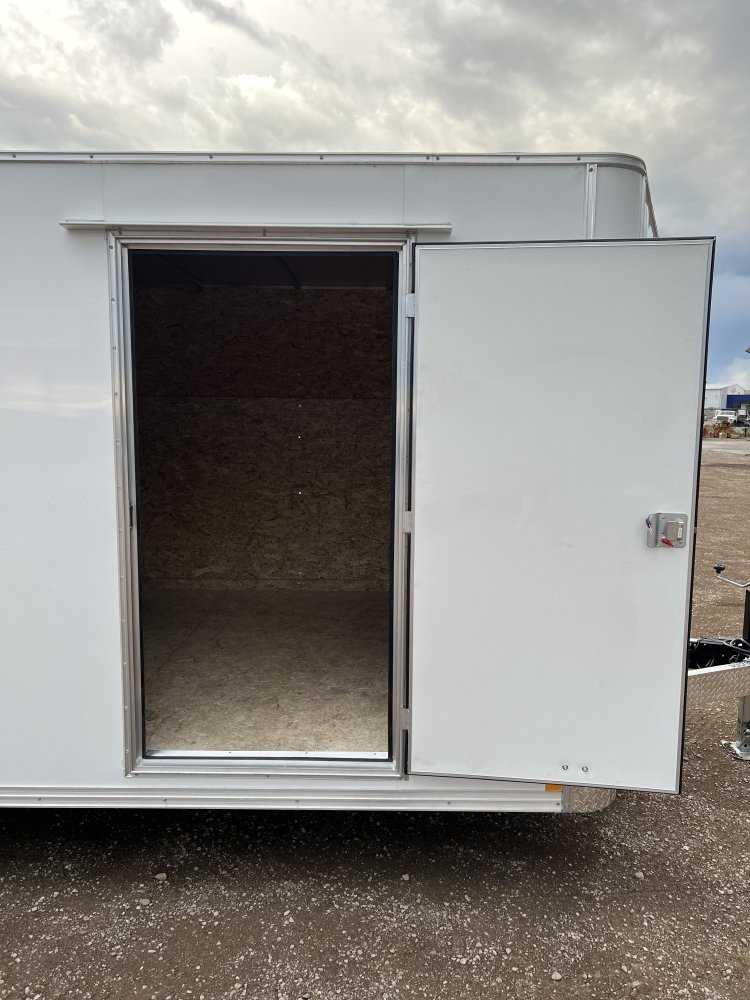 8.5'x20' R & M Mfg. Inc Enclosed Cargo