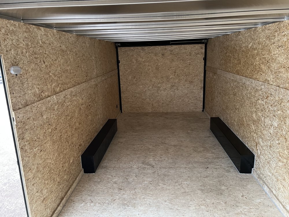 8.5'x20' R & M Mfg. Inc Enclosed Cargo