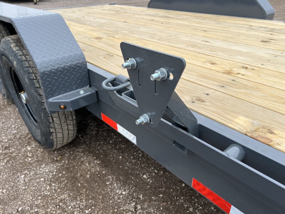 83"x22' Lamar Equipment