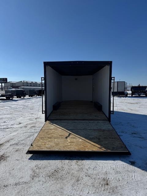 x AERO Enclosed Cargo
