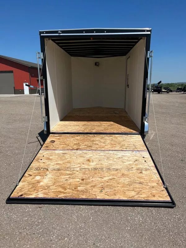 x AERO Enclosed Cargo
