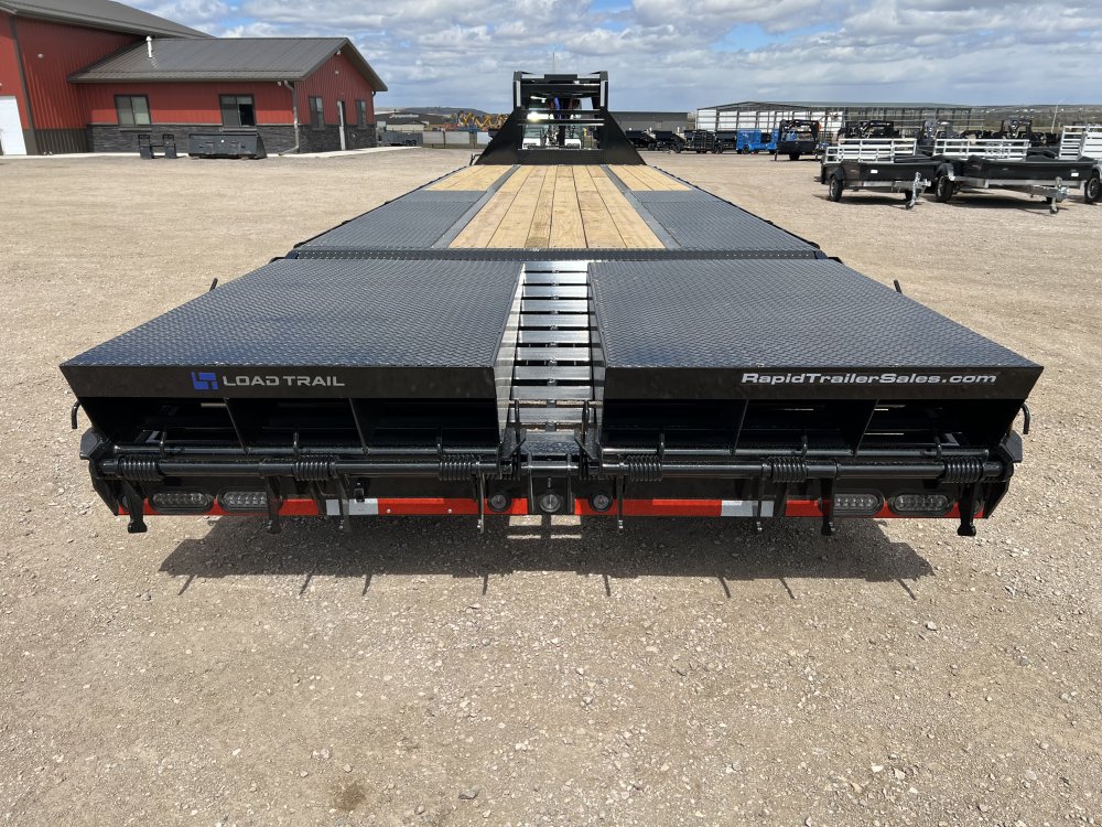 102"x32' Load Trail Equipment