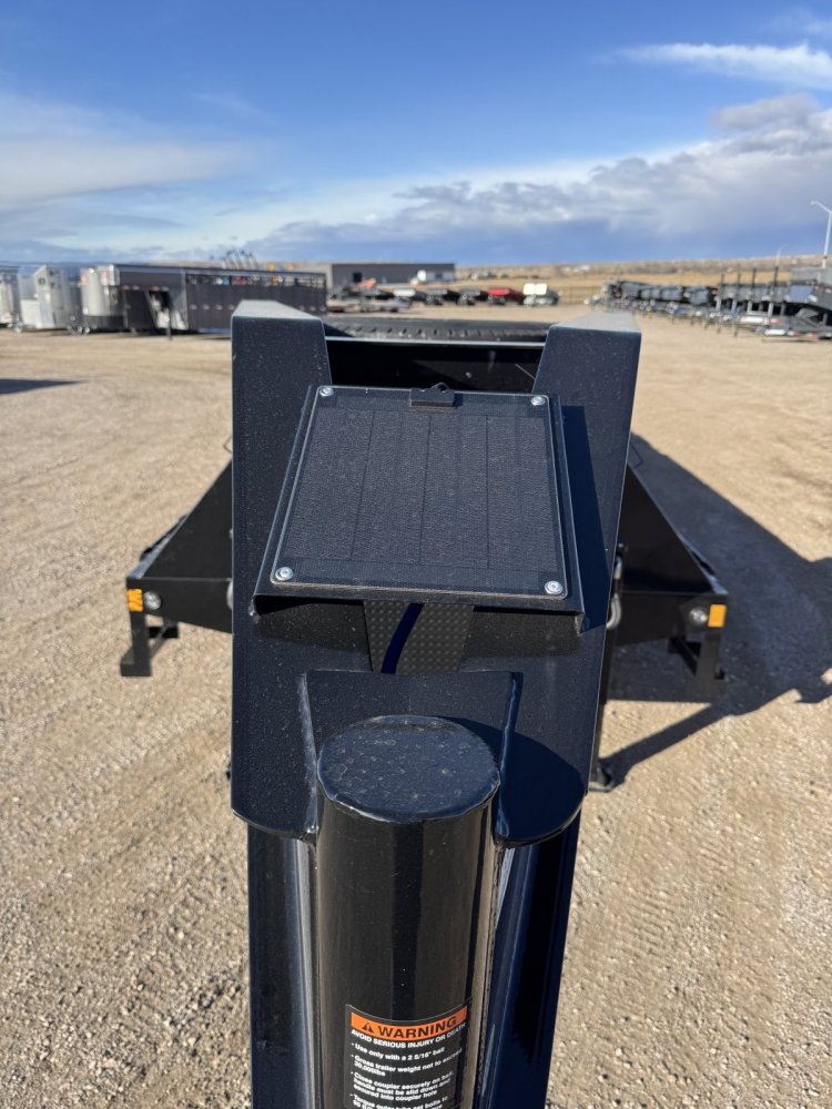 102"x32' Load Trail Equipment