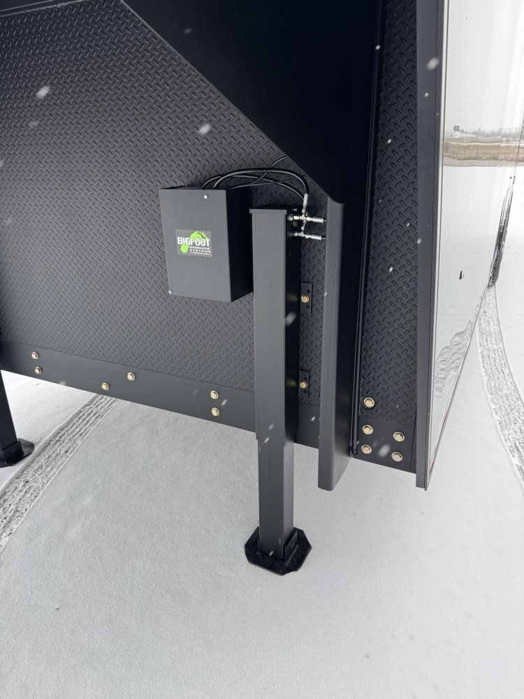 8.5'x32' AERO Enclosed Cargo