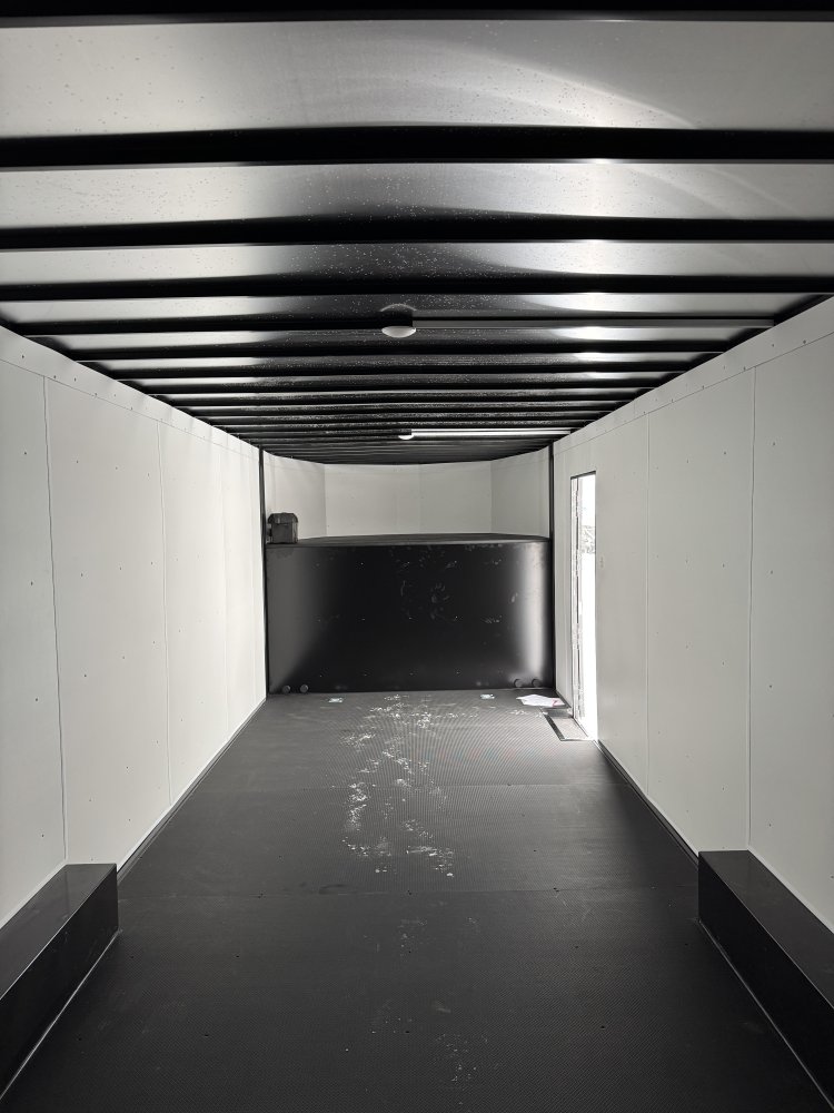 8.5'x32' AERO Enclosed Cargo