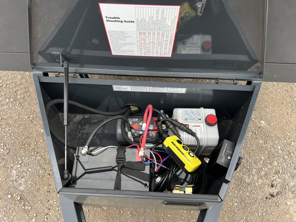 77"x12' Lamar Dump