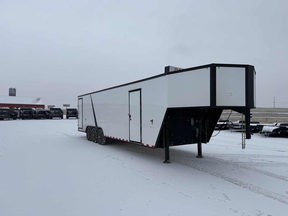 8.5'x36' AERO Enclosed Cargo